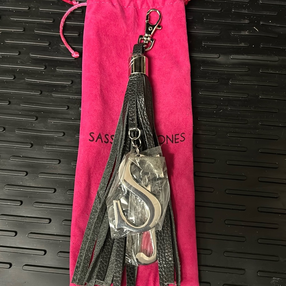 Sassy Jones Ava Purse Tassel- Black